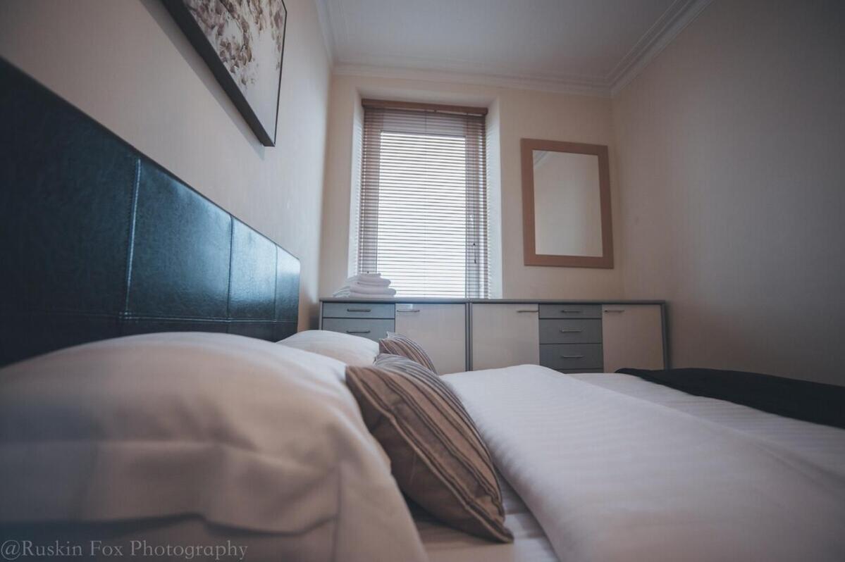 Prime 2 Bedroom City Centre Apt แอเบอร์ดีน ภายนอก รูปภาพ