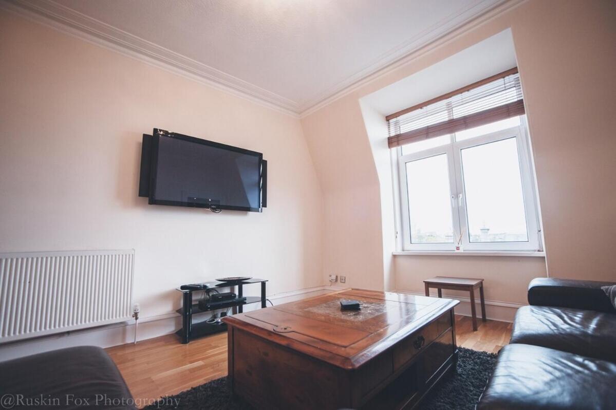 Prime 2 Bedroom City Centre Apt แอเบอร์ดีน ภายนอก รูปภาพ