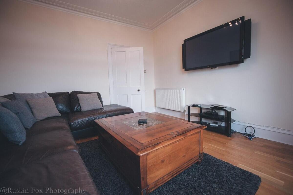 Prime 2 Bedroom City Centre Apt แอเบอร์ดีน ภายนอก รูปภาพ